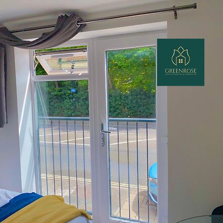 Smart Modern Ocean Village Studio Саутгемптон Экстерьер фото